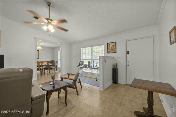 Dining room, Interior