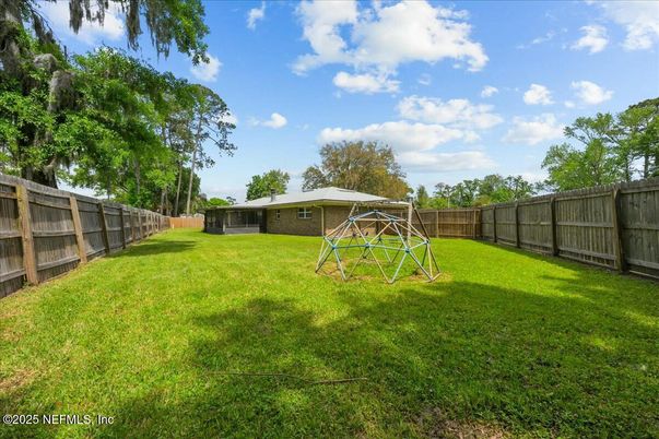 Backyard, Exterior, Playground