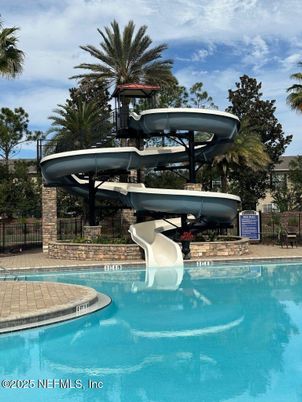 Exterior, Playground, Pool