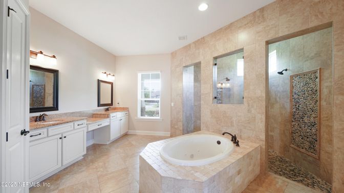 Bathroom, Dual Sink Vanities, Interior, Recessed Lighting