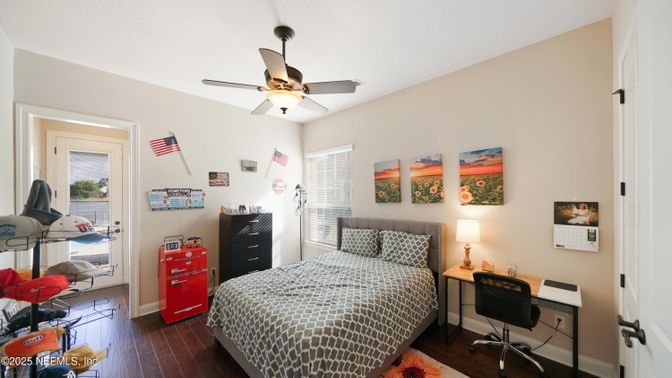 Bedroom, Home Office, Interior, Wood Texture Flooring