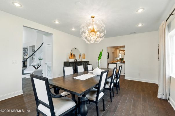 Chandelier, Dining room, Interior, Recessed Lighting, Wood Texture Flooring