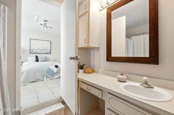 Bathroom, Bedroom, Interior