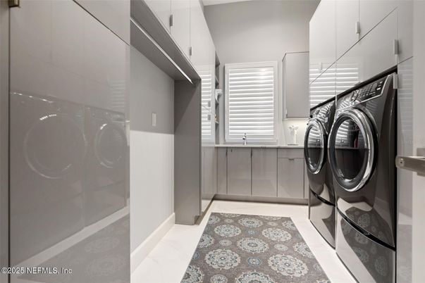 Interior, Utility Closets, Washer