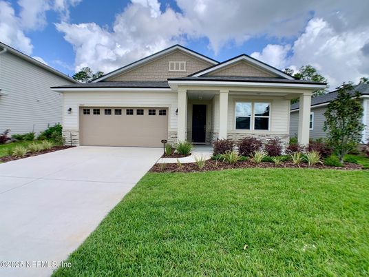 Attached, Exterior, Facade, Ranch