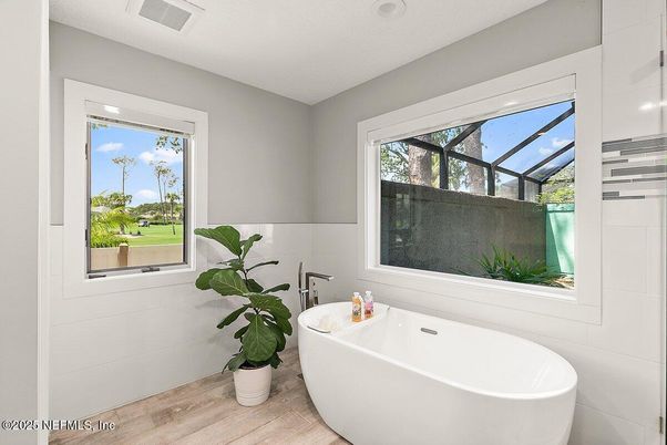 Bathroom, Free Standing Baths, Interior, Recessed Lighting, Wood Texture Flooring