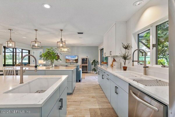 Interior, Kitchen, Pendant Lights, Recessed Lighting, Stainless Steel Appliances