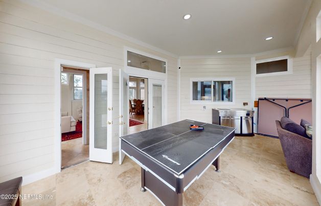 Game Room, Interior, Recessed Lighting