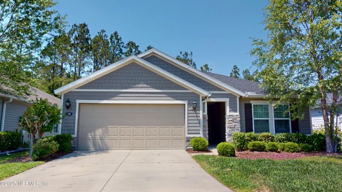 Attached, Exterior, Facade, American Craftsman