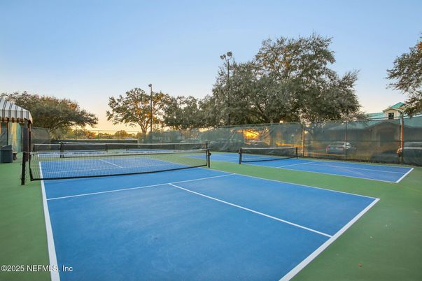 Exterior, Tennis Courts