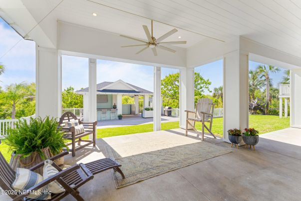 Exterior, Recessed Lighting, Sun Room