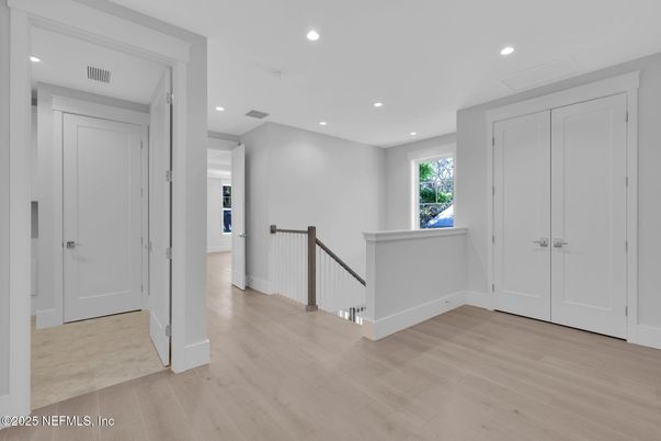 Interior, Recessed Lighting, Wood Texture Flooring