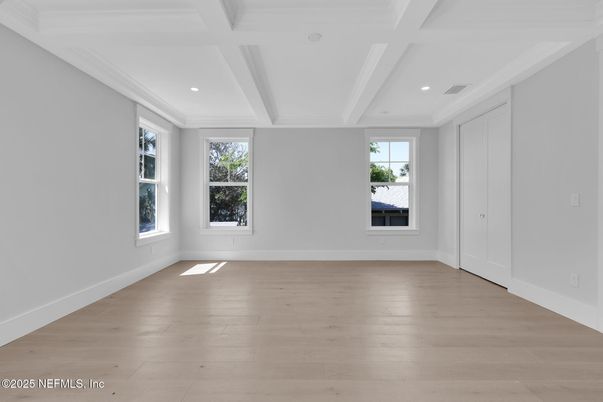 Empty room, Interior, Recessed Lighting, Wood Texture Flooring