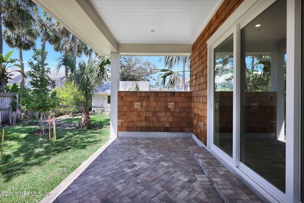 Backyard, Exterior