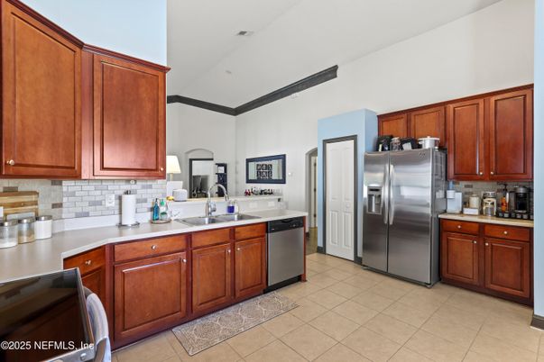 Interior, Kitchen, Stainless Steel Appliances
