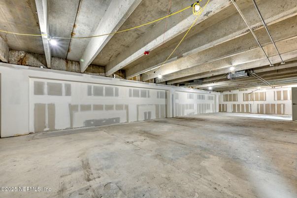 Garage, Interior