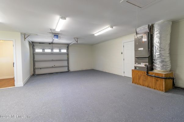 Garage, Interior