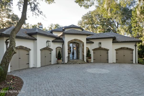 Attached, Exterior, Facade, Spanish Mediterranean