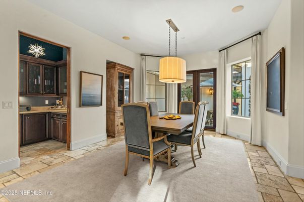 Dining room, Interior, Pendant Lights