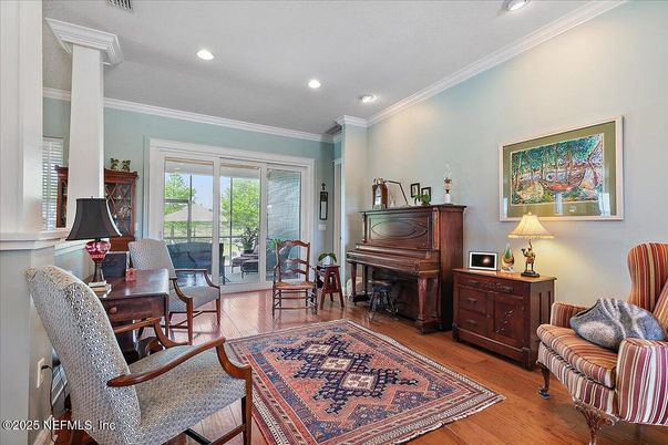 Interior, Piano, Recessed Lighting, Wood Texture Flooring