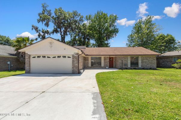 Attached, Exterior, Facade, Brick Facade, Ranch