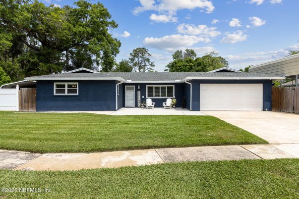 Attached, Backyard, Exterior, Facade, Ranch