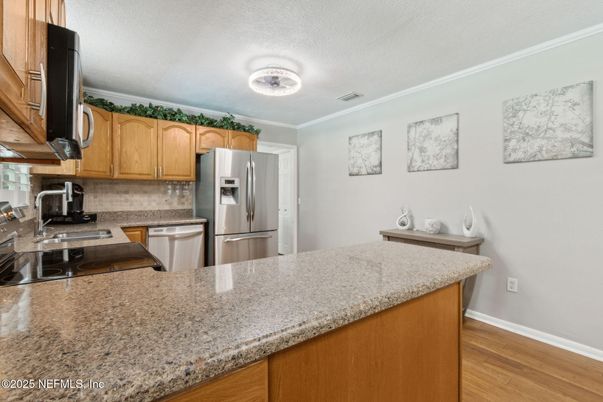 Interior, Kitchen, Stainless Steel Appliances, Wood Texture Flooring