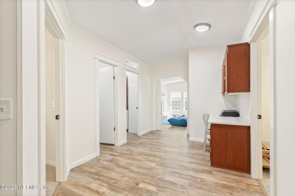 Interior, Recessed Lighting, Wood Texture Flooring
