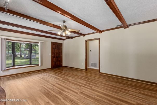 Empty room, Interior, Wooden Beams, Wood Texture Flooring