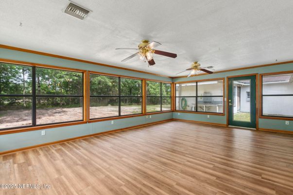 Empty room, Interior, Sun Room, Wood Texture Flooring