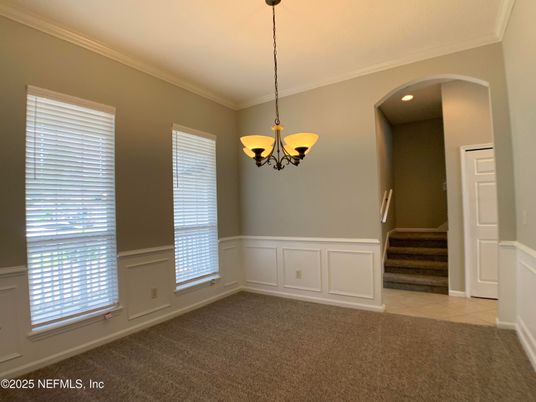 Chandelier, Empty room, Interior, Recessed Lighting