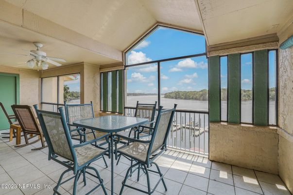 Dining room, Interior, Sun Room, Water