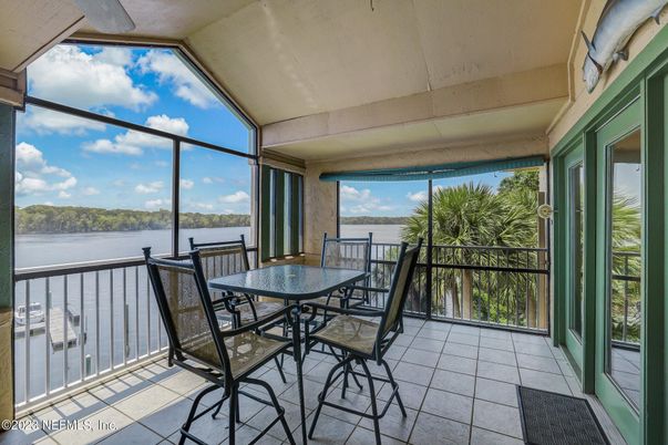 Dining room, Interior, Sun Room, Water