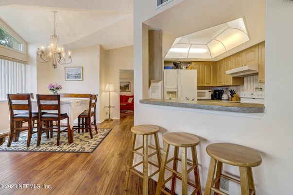 Chandelier, Dining room, Interior, Kitchen, Wood Texture Flooring