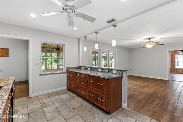 Interior, Pendant Lights, Recessed Lighting, Wood Texture Flooring