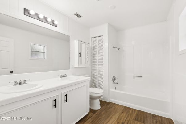 Bathroom, Dual Sink Vanities, Interior, Wood Texture Flooring