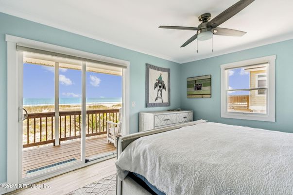 Bedroom, Interior, Water, Wood Texture Flooring