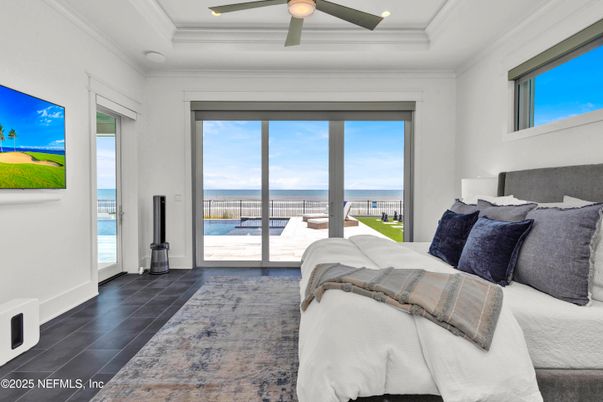 Bedroom, Interior, Recessed Lighting, Water