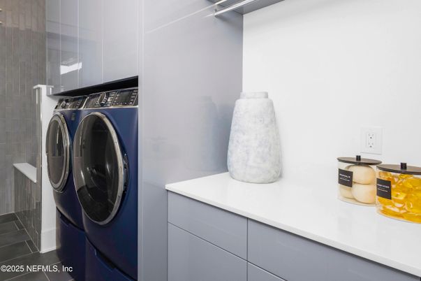 Interior, Washer