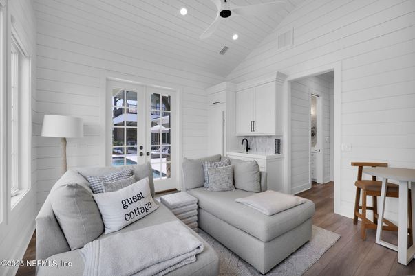 Interior, Kitchen, Living room, Recessed Lighting, Wood Texture Flooring