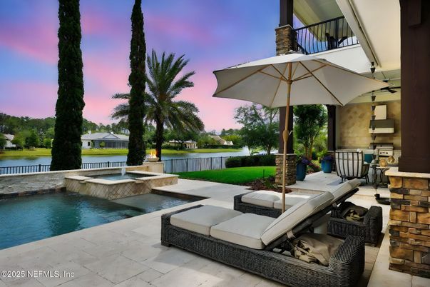 Exterior, Lake, Pool