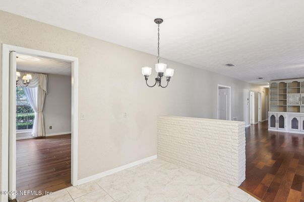 Chandelier, Empty room, Interior, Wood Texture Flooring