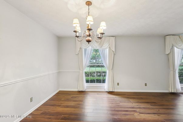 Chandelier, Empty room, Interior, Wood Texture Flooring