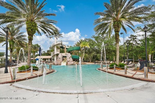 Exterior, Playground, Pool
