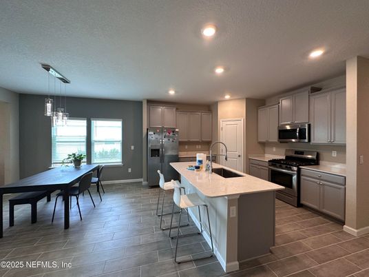 Dining room, Interior, Kitchen, Pendant Lights, Recessed Lighting, Stainless Steel Appliances