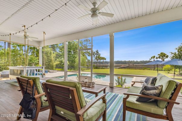 Interior, Living room, Sun Room, Water