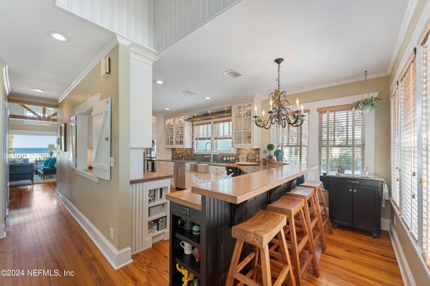Chandelier, Interior, Kitchen, Recessed Lighting, Wood Texture Flooring