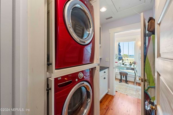 Interior, Recessed Lighting, Utility Closets, Washer, Wood Texture Flooring