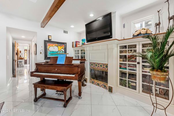 Interior, Marble, Piano, Recessed Lighting, Wooden Beams