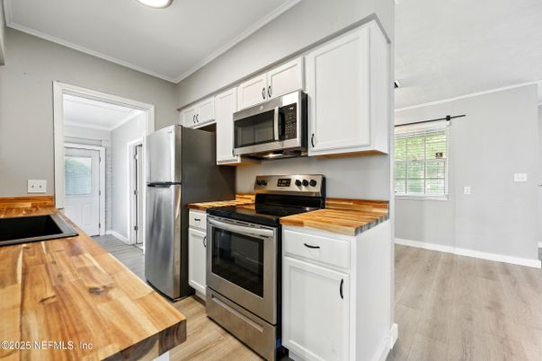 Interior, Kitchen, Recessed Lighting, Stainless Steel Appliances, Wood Texture Flooring